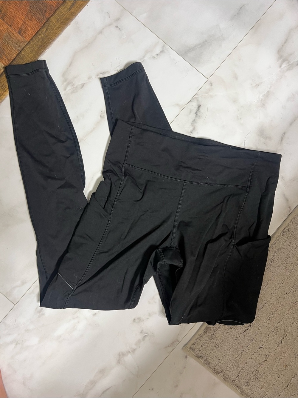 lululemon athletica Black Leggings with Side Pockets